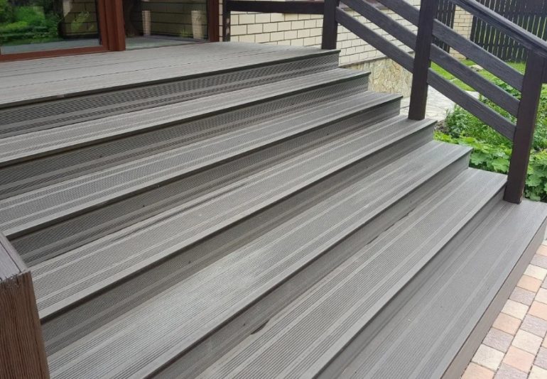 Новые стандарты для лестниц и ступеней из композитной доски