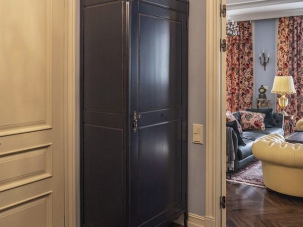 Ошибки при выборе мебели и дверей, которые портят даже дорогой ремонт